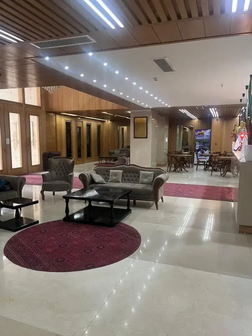 رزرو بهترین نرخ هتل‌های مشهد مقدس|اجارهٔ کوتاه‌مدت آپارتمان و سوئیت|مشهد, آیت الله خامنه‌ای|دیوار