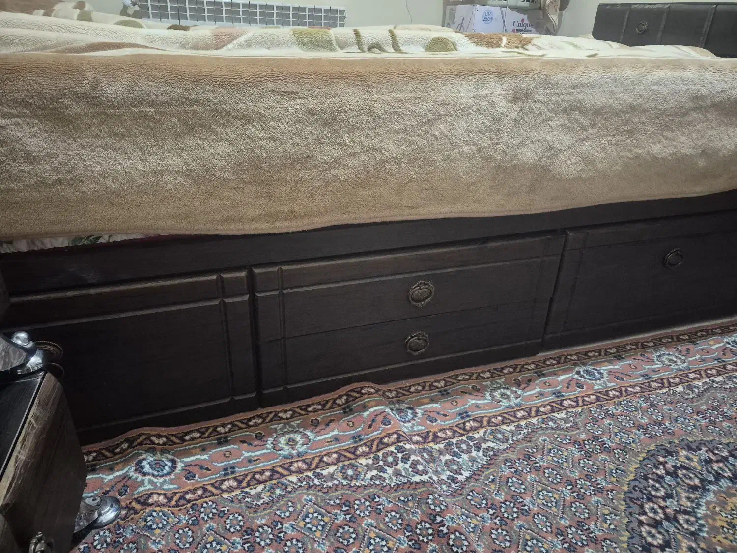 تخت خواب دو نفره|تخت و سرویس خواب|تبریز, |دیوار