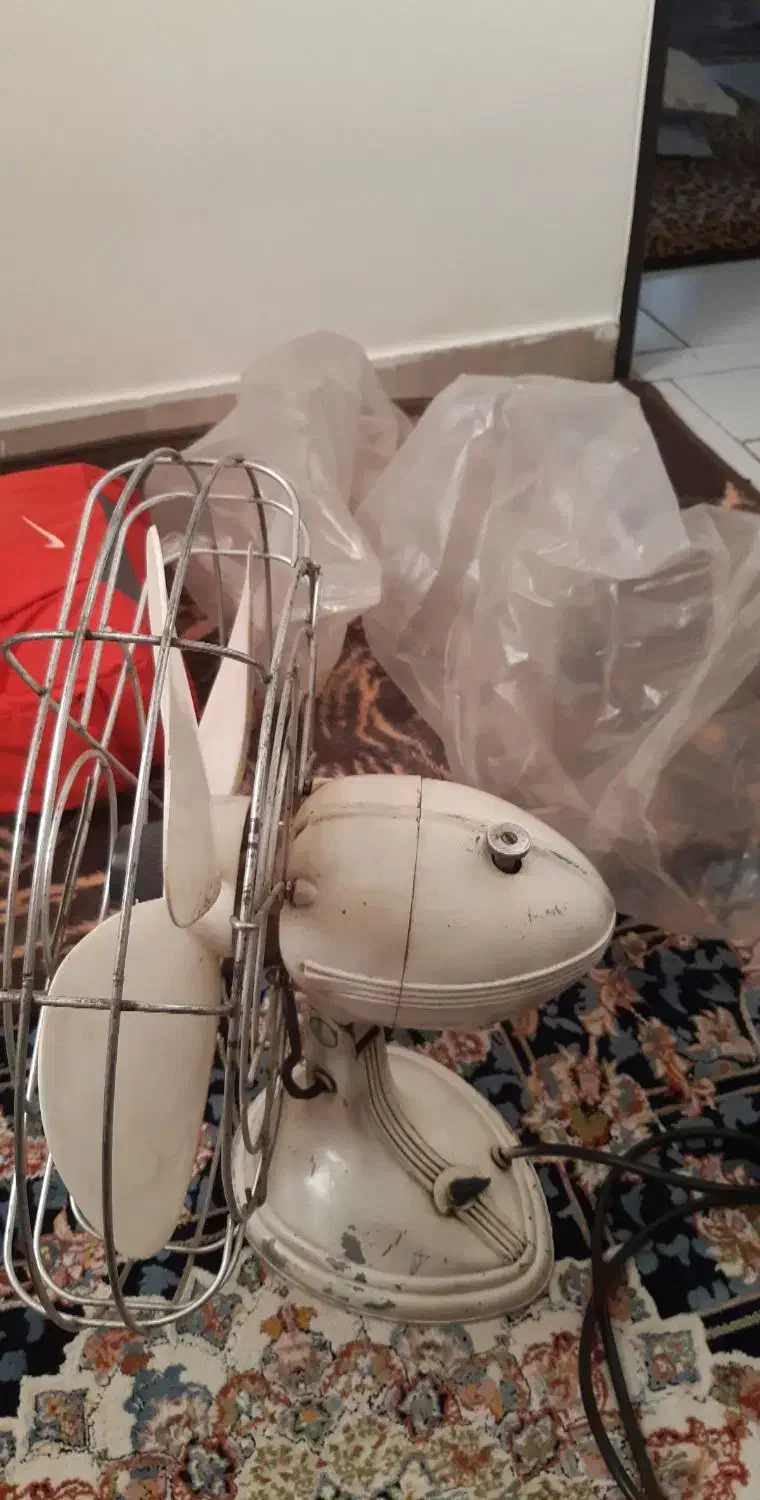 پنکه قدیمی سالم بشرط سالم|پنکه و تصفیهکنندهٔ هوا|اندیشه, شهرک کوثر|دیوار