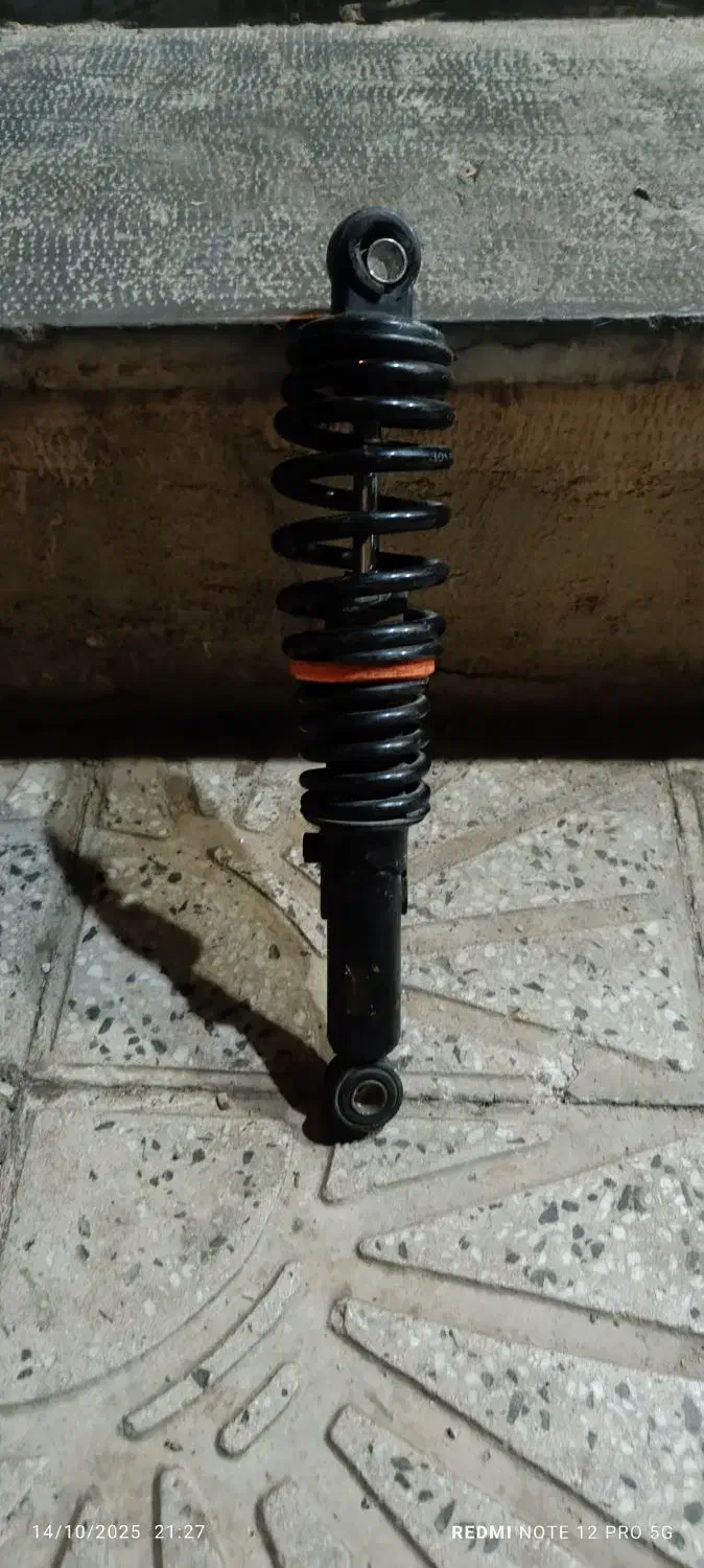 کمک فنر عقب موتورسیکلت پولسار،(طرح پالس) 180|قطعات یدکی و لوازم جانبی|همدان, |دیوار