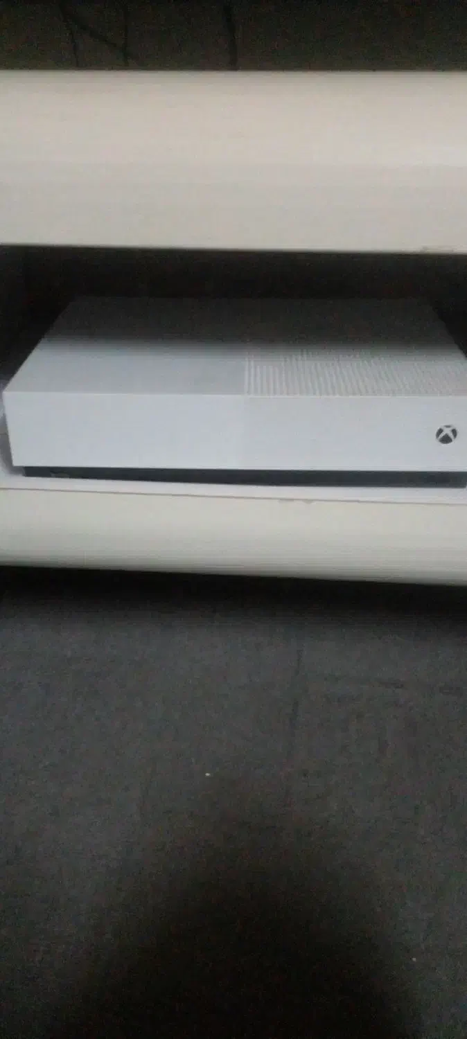 ایکس باکس وان اس|کنسول، بازی ویدئویی و آنلاین|اسفراین, |دیوار