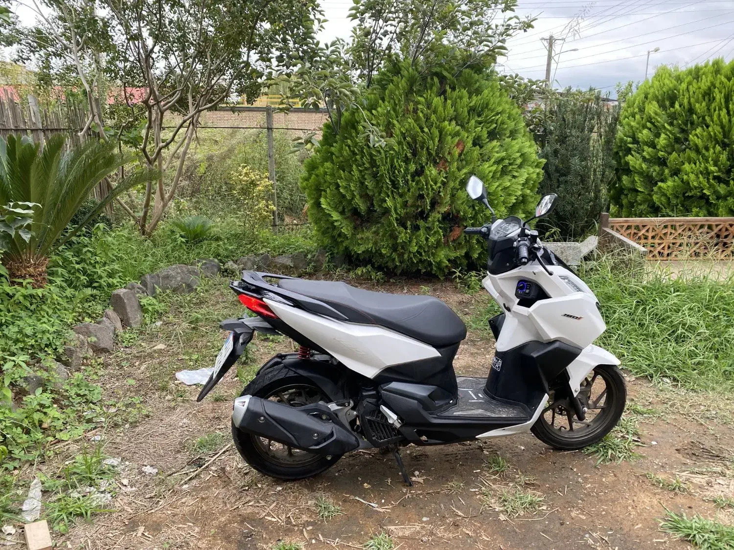 کلیک۱۸۰واریو|موتورسیکلت|صومعه‌سرا, |دیوار