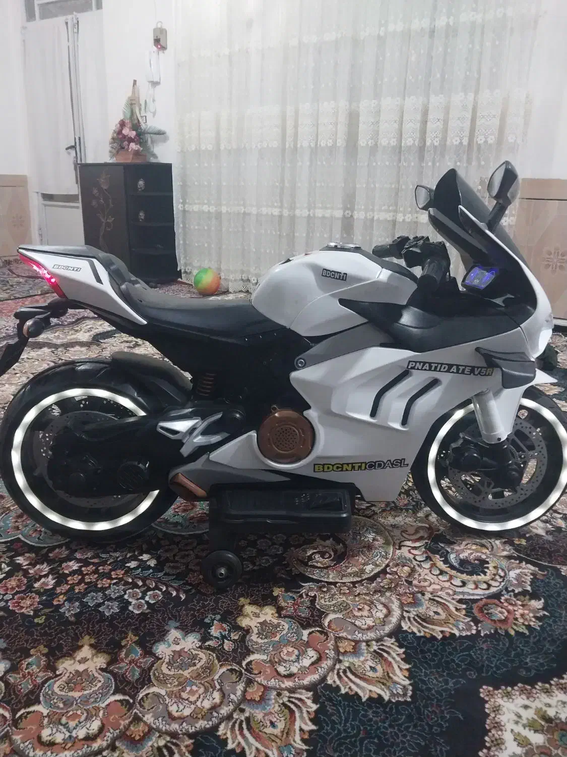 موتور شارژی|اسباببازی بچه|نهاوند, |دیوار