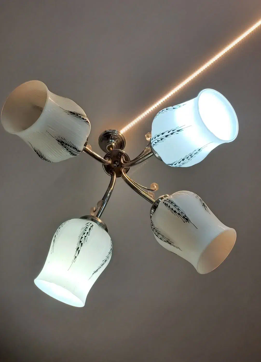 سه عدد لوستر در حد نو سالم|لوستر و چراغ آویز|فردیس, فرامرزیه|دیوار