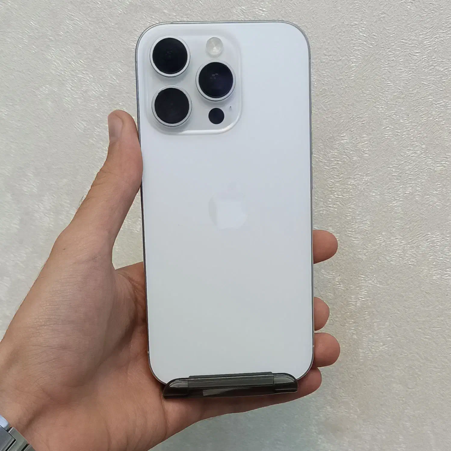 Iphone16 پرو سفید  اقساطی با حقوق بازنشستگان|موبایل|اصفهان, احمدآباد|دیوار