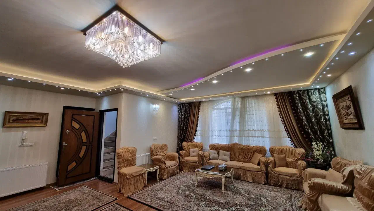 فروش خانه ویلایی دو طبقه و پیلوت، شهرک دادگستری|فروش خانه و ویلا|اردبیل, |دیوار