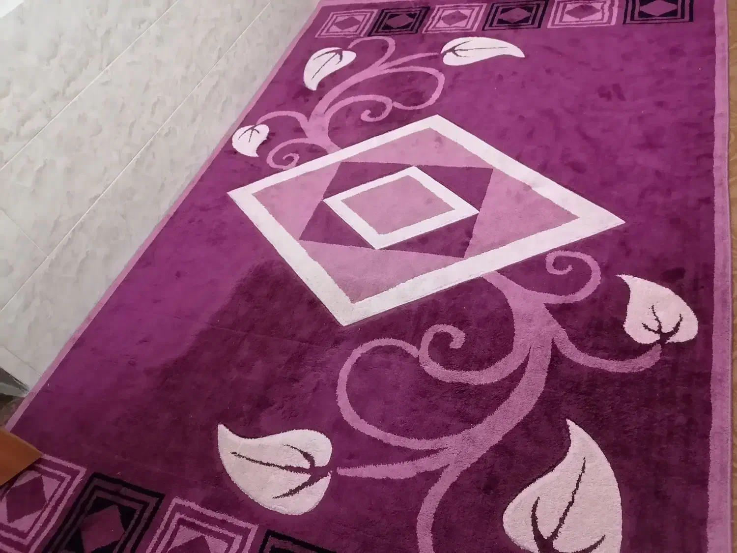 پلاز|فرش|برازجان, |دیوار