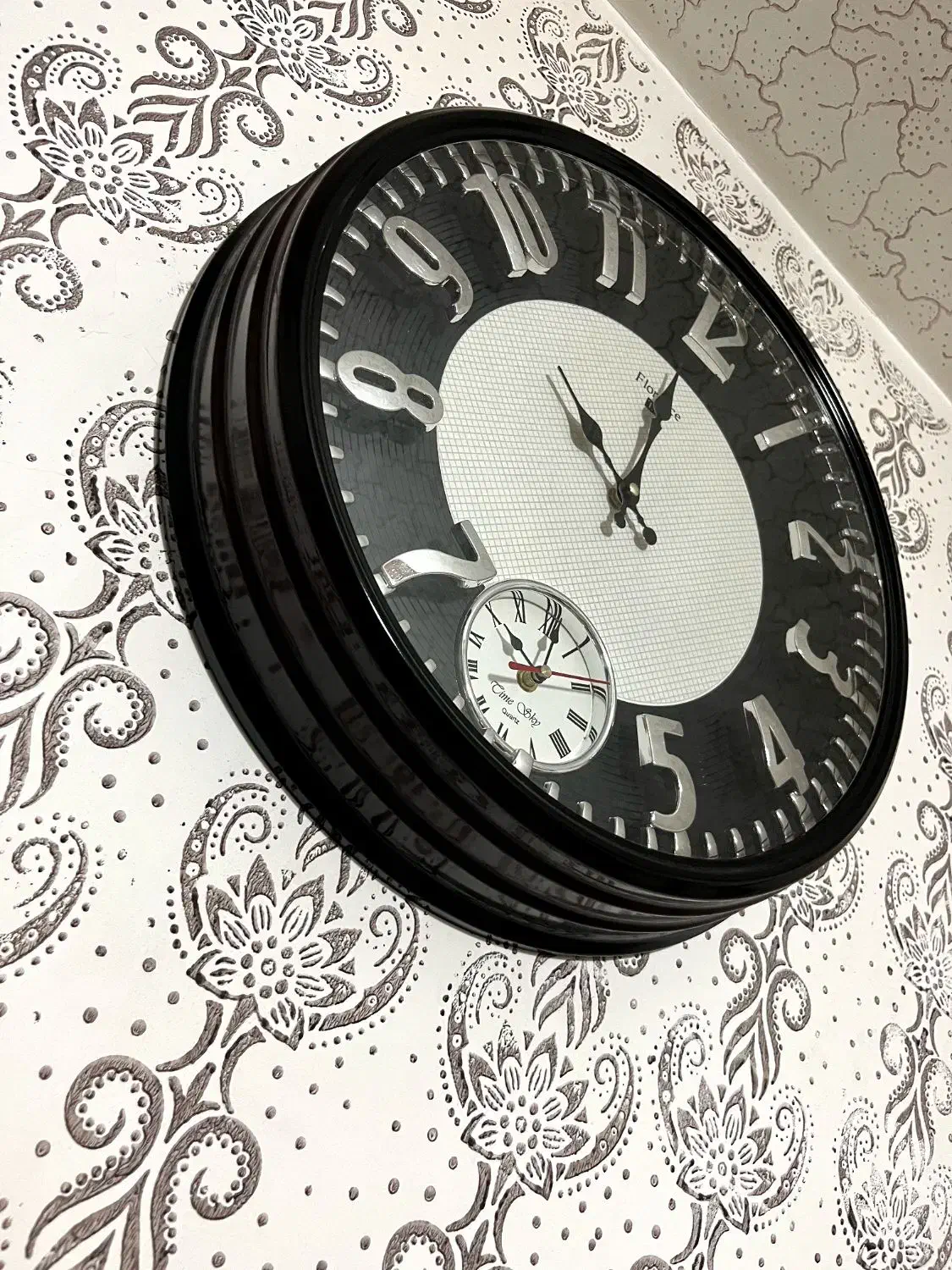 تابلو فرش و ساعت دیواری در حد نو|ساعت دیواری و تزئینی|محمدیه-قزوین, |دیوار