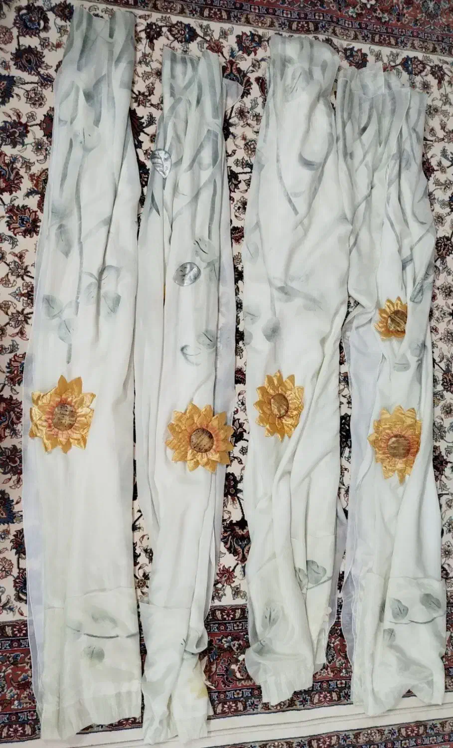 پرده اتاق خواب|پرده، رانر، رومیزی|تربت‌حیدریه, شهرک ولیعصر|دیوار