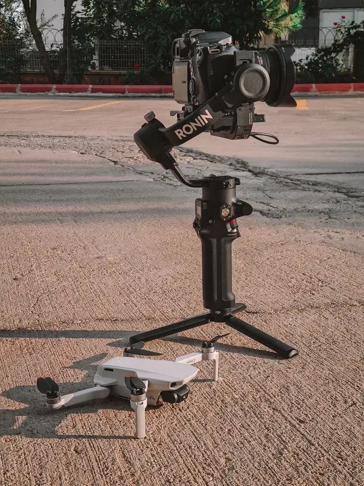 هلیشات کوادکوپتر مویک dji drone فیلمبرداری هوایی|دوربین عکاسی و فیلمبرداری|پرند, فاز ۳|دیوار