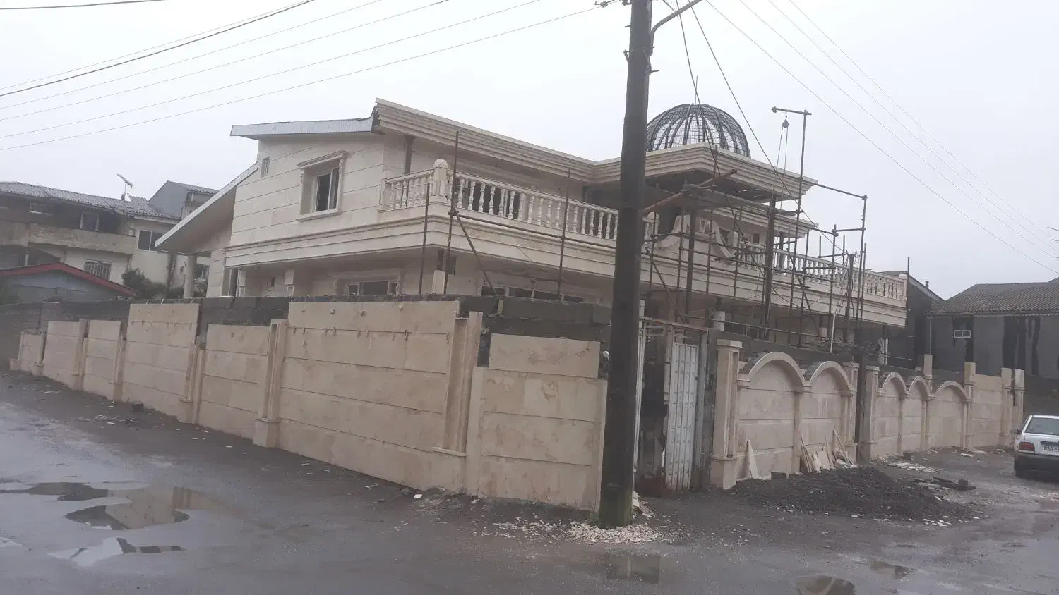 حرفه ای ترین اجرا نماهای رومی سنگی ساختمان|خدمات پیشه و مهارت|رودسر, |دیوار