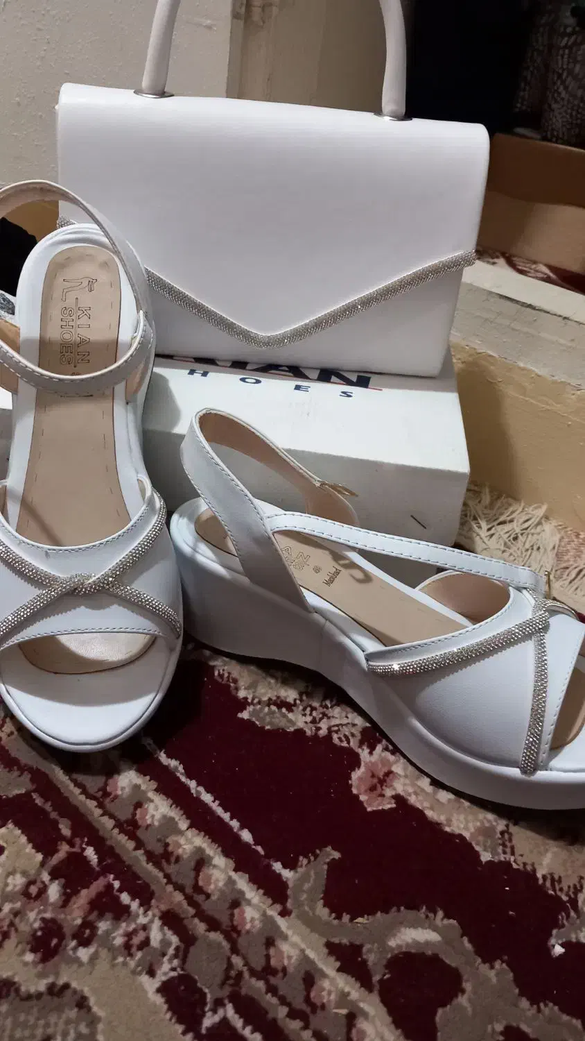 کیف و صندل مجلسی(عروس)|کیف، کفش، کمربند|اهواز, کوروش|دیوار