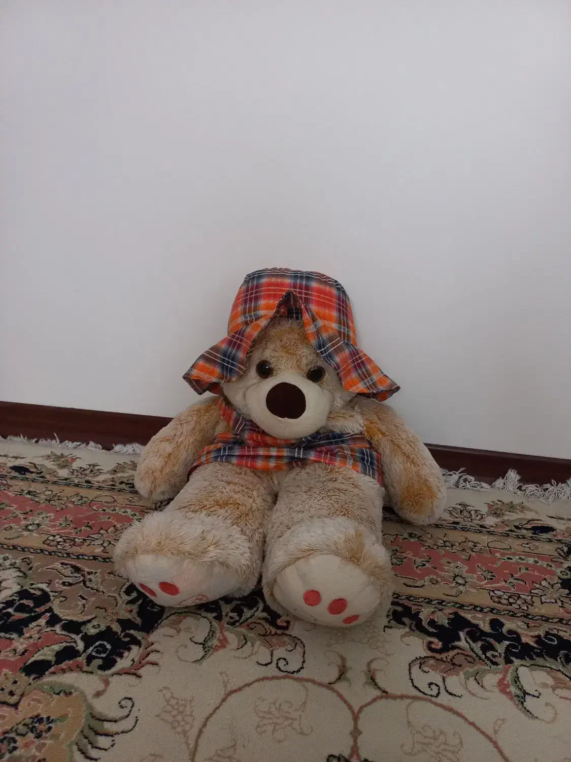 عروسک بزرگ|اسباببازی|پردیس, فاز ۳|دیوار