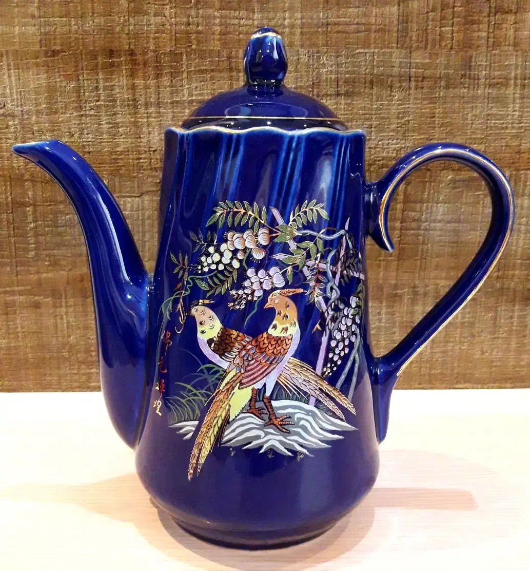 ظرف قلم آبی و سورمه ای|ظروف سرو و پذیرایی|رشت, خبرنگار|دیوار