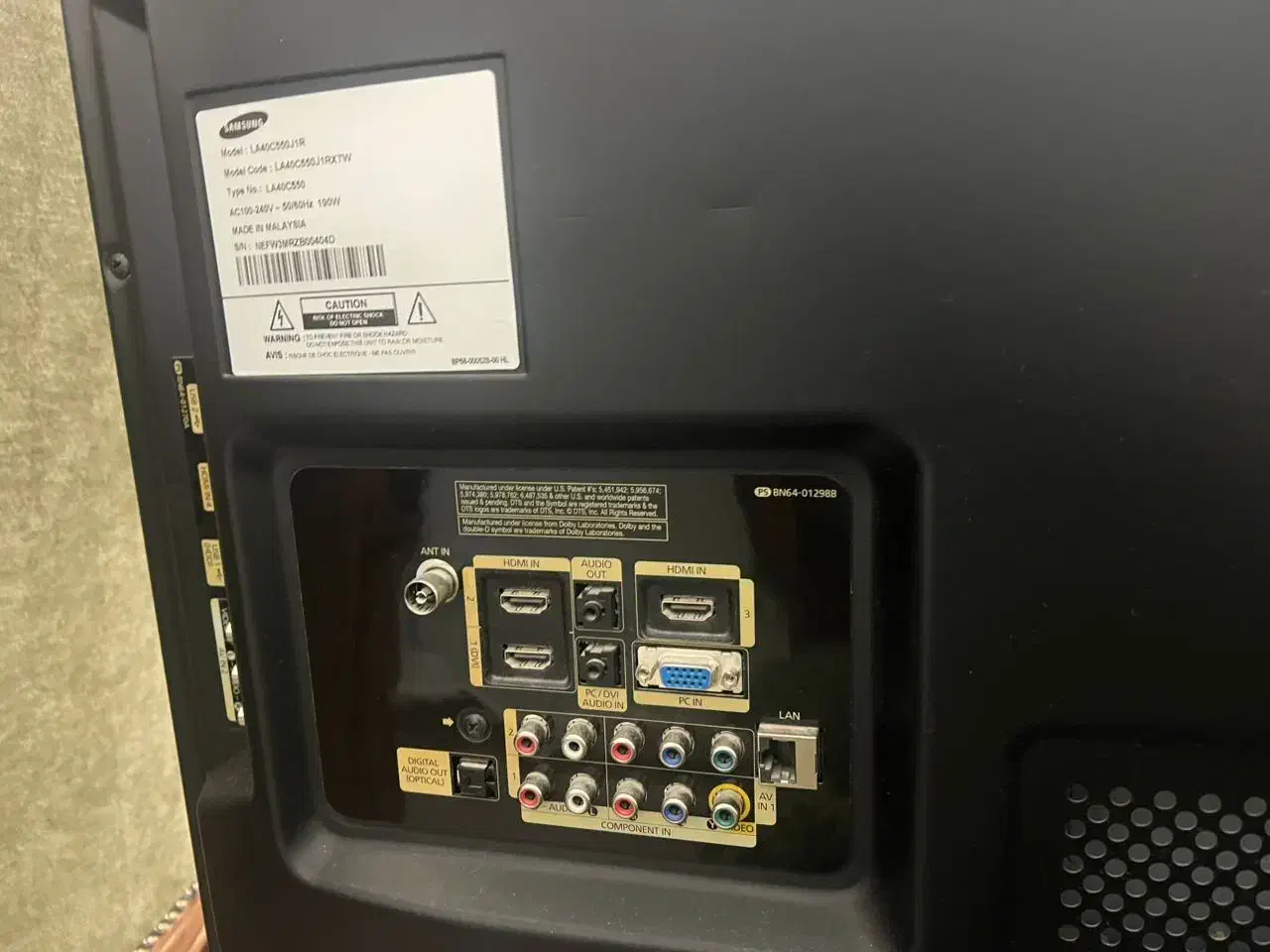 تلویزیون سامسونگ 42اینچ|تلویزیون و پروژکتور|تبریز, |دیوار