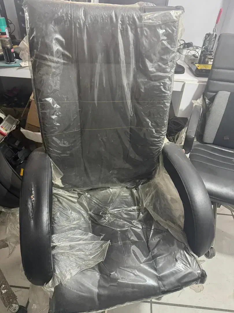 سه عدد صندلی اداری و مدیریتی|مبلمان اداری|شیراز, شهرک فرزانگان|دیوار