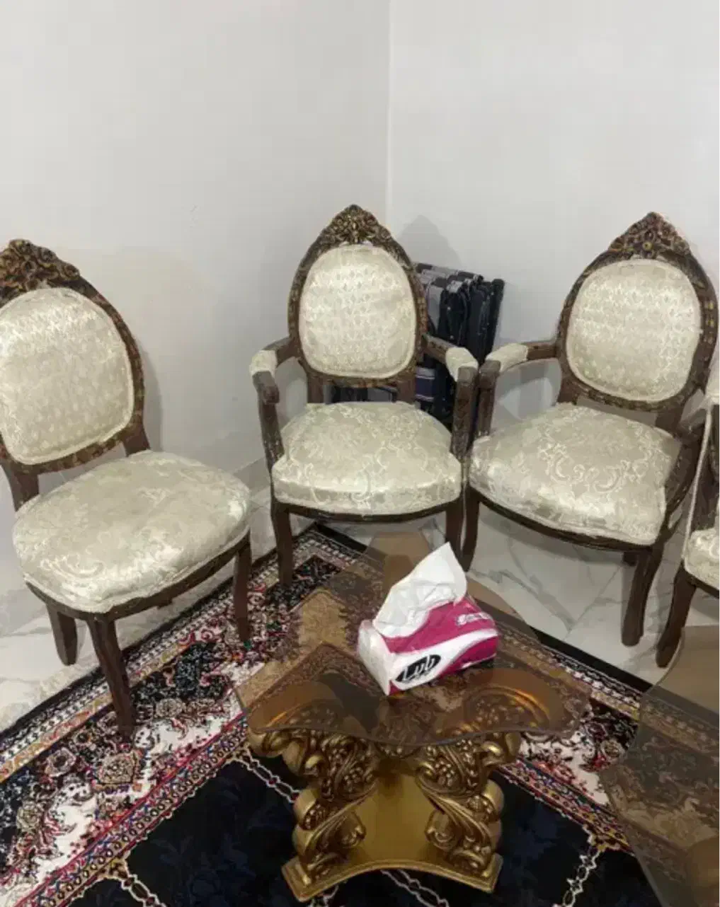 مبل|مبلمان خانگی و میز عسلی|رباط‌کریم, حصار مهتر|دیوار