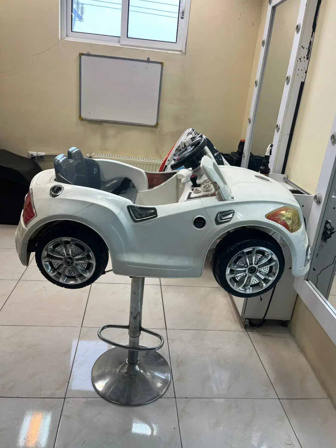 صندلی اصلاح کودک|آرایشگاه و سالن‌های زیبایی|اصفهان, دوطفلان|دیوار