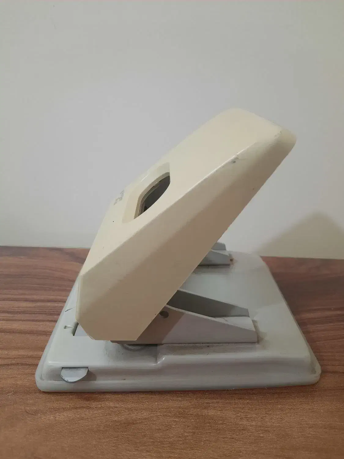 دستگاه پانچ کن|لوازم التحریر|ری, سیزده آبان|دیوار