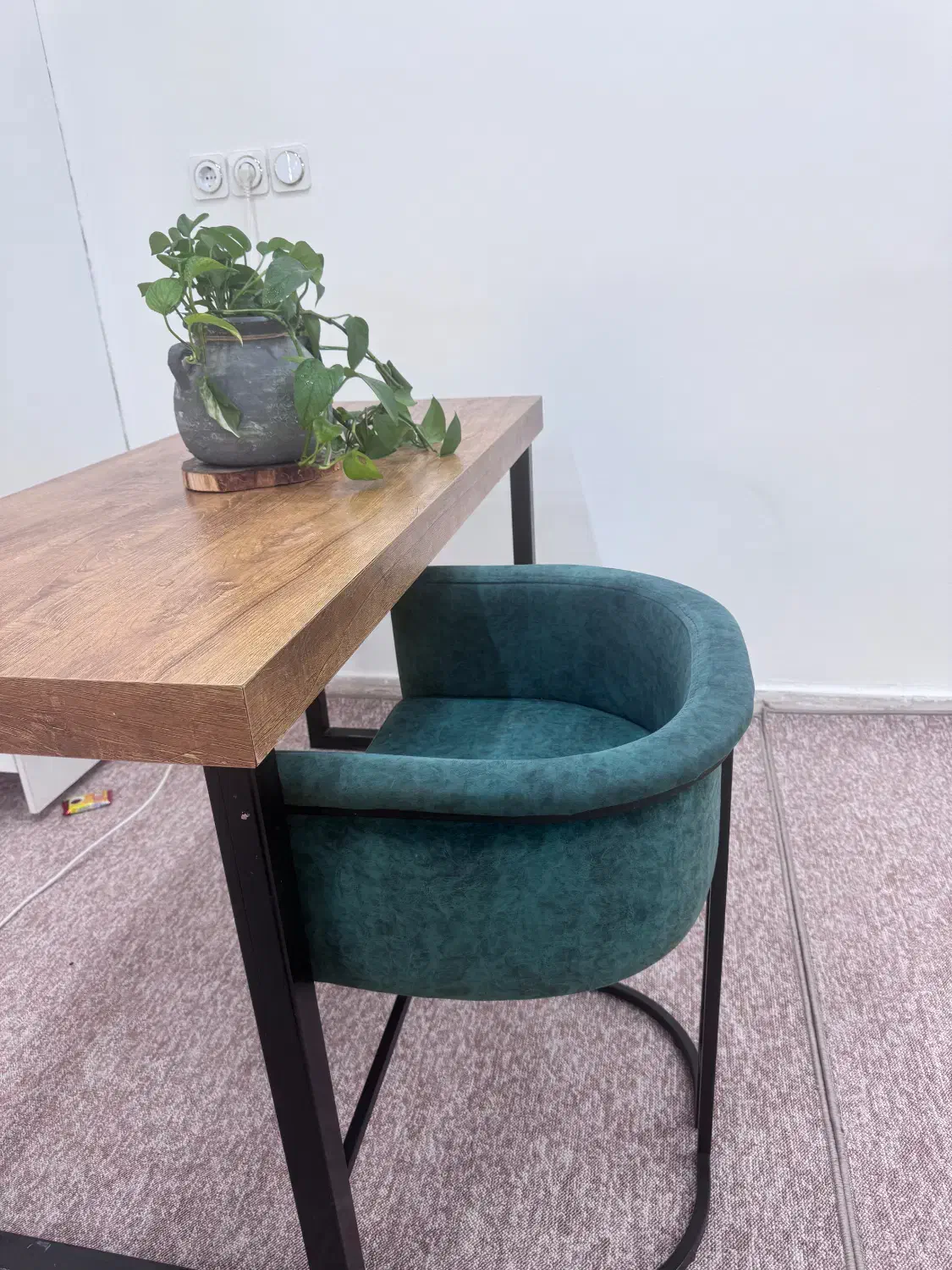 میز|میز و صندلی غذاخوری|بهبهان, |دیوار