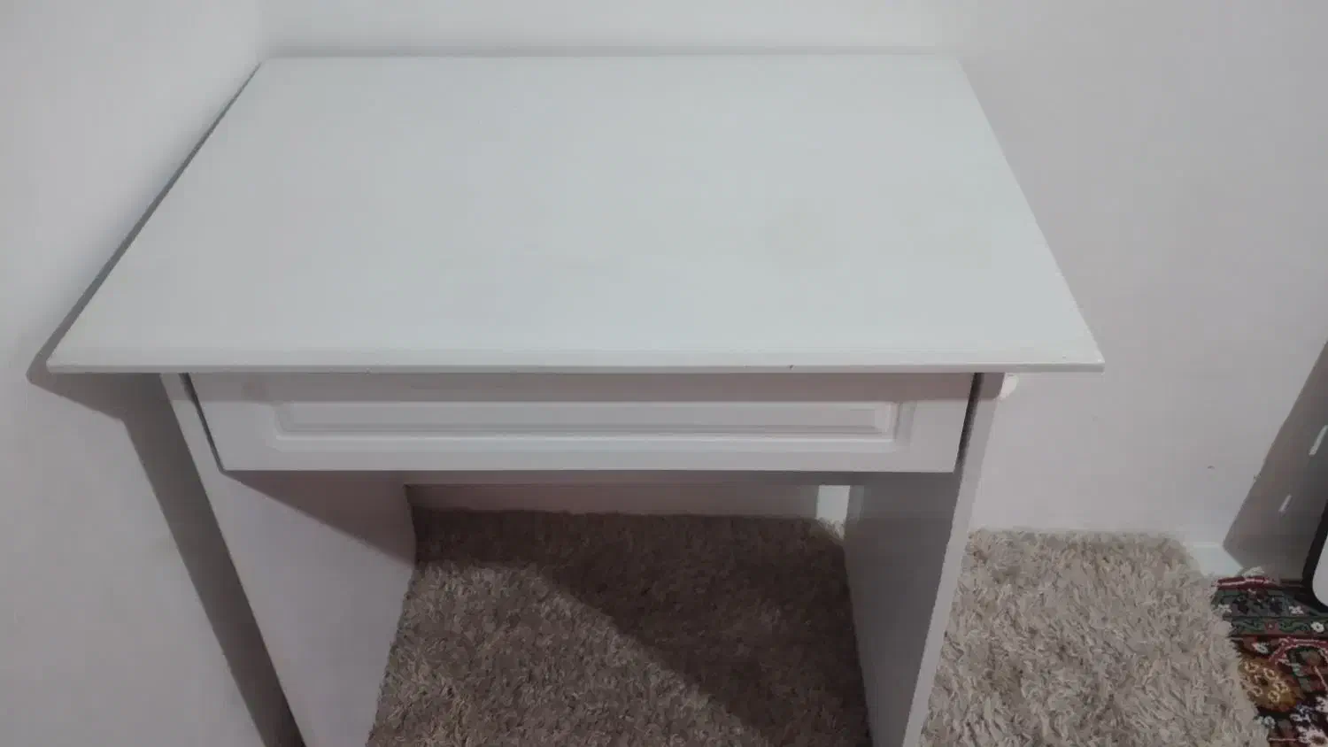 میز تحریر|میز تحریر و کامپیوتر|تالش, تالش|دیوار