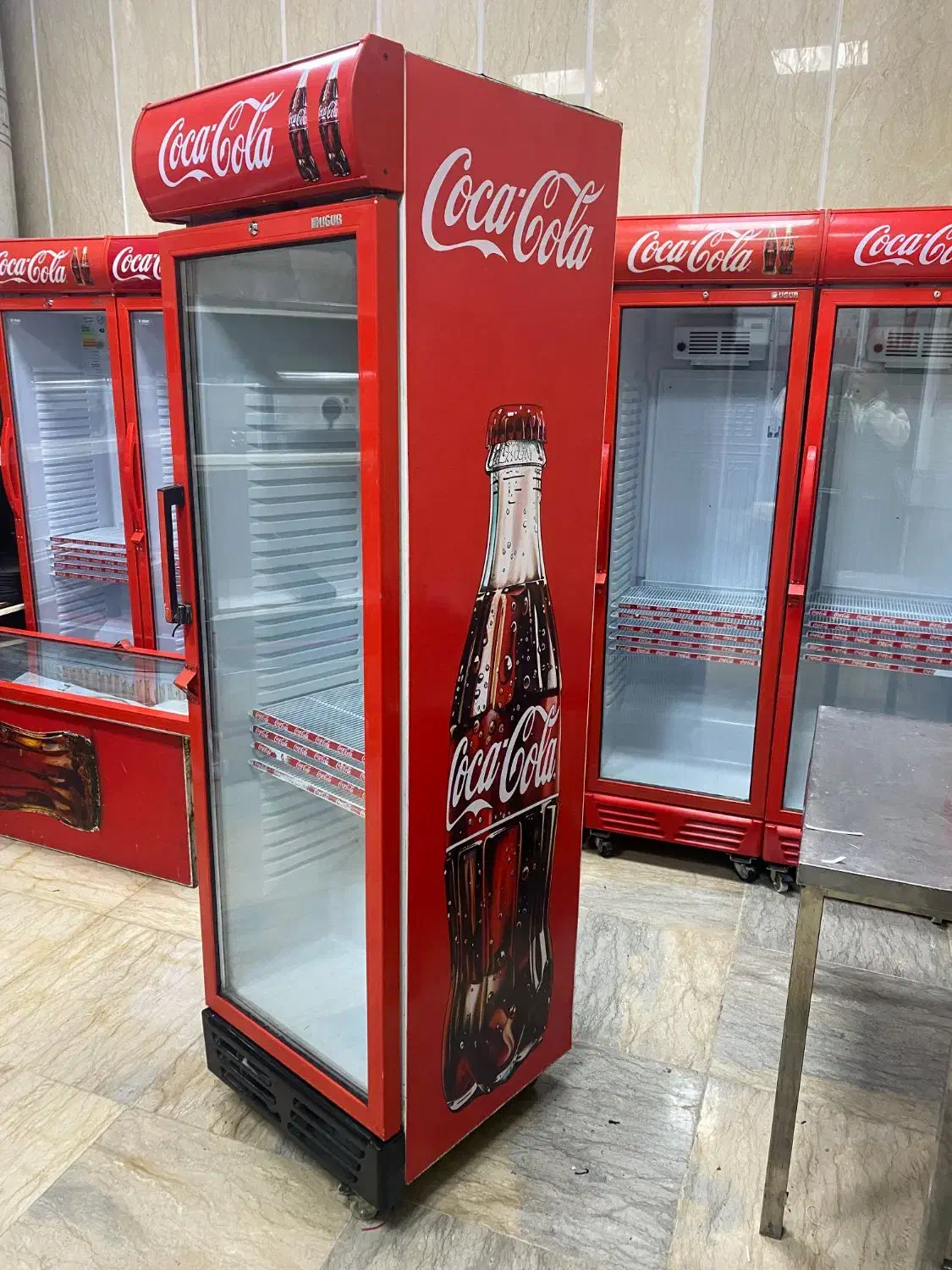 یخچال اوگور ترکیه ای مشابه نو|کافی‌شاپ و رستوران|تهران, تهرانسر غربی|دیوار