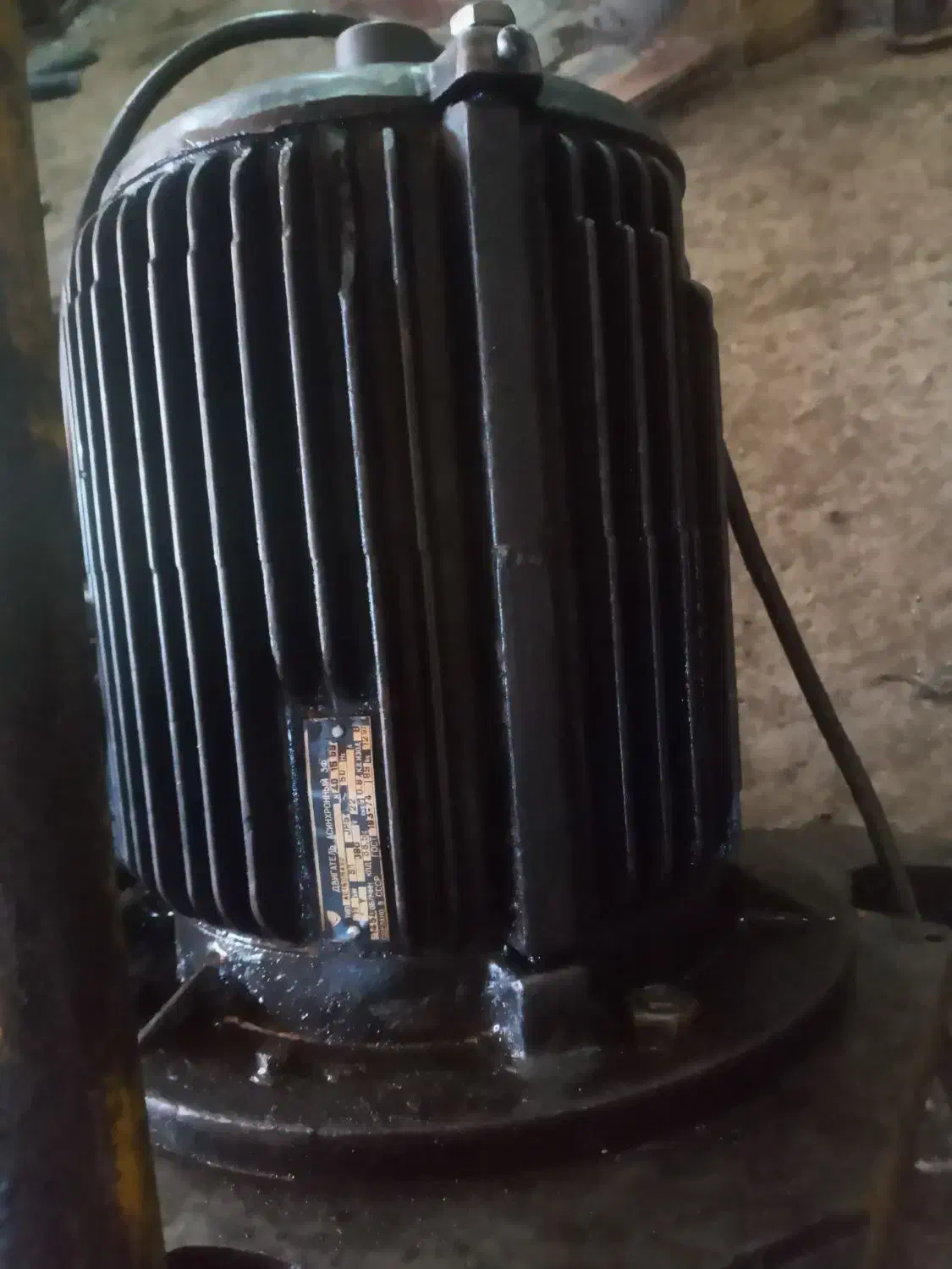 الکتروموتور۱۵اسب وگیربکس مگنت|ماشین‌آلات صنعتی|مشهد, گرجی علیا|دیوار