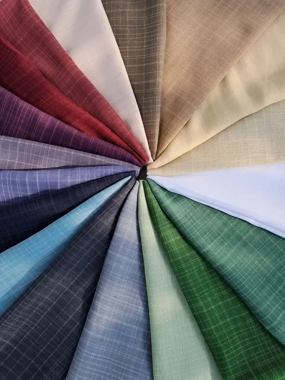 روسری نخی لنین|لباس|رشت, استقامت ۲|دیوار