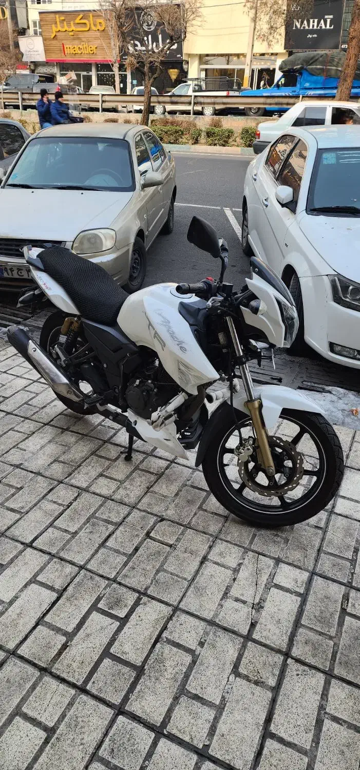 اپاچی مدل ۹۴درحد عالی|موتورسیکلت|تهران, علم و صنعت|دیوار