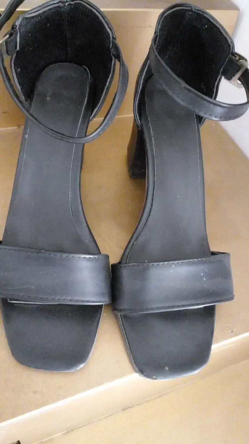 ۳جفت کفش مجلسی وکتونی جفتی۴۰و۸۰و...|کیف، کفش، کمربند|ساوه, |دیوار