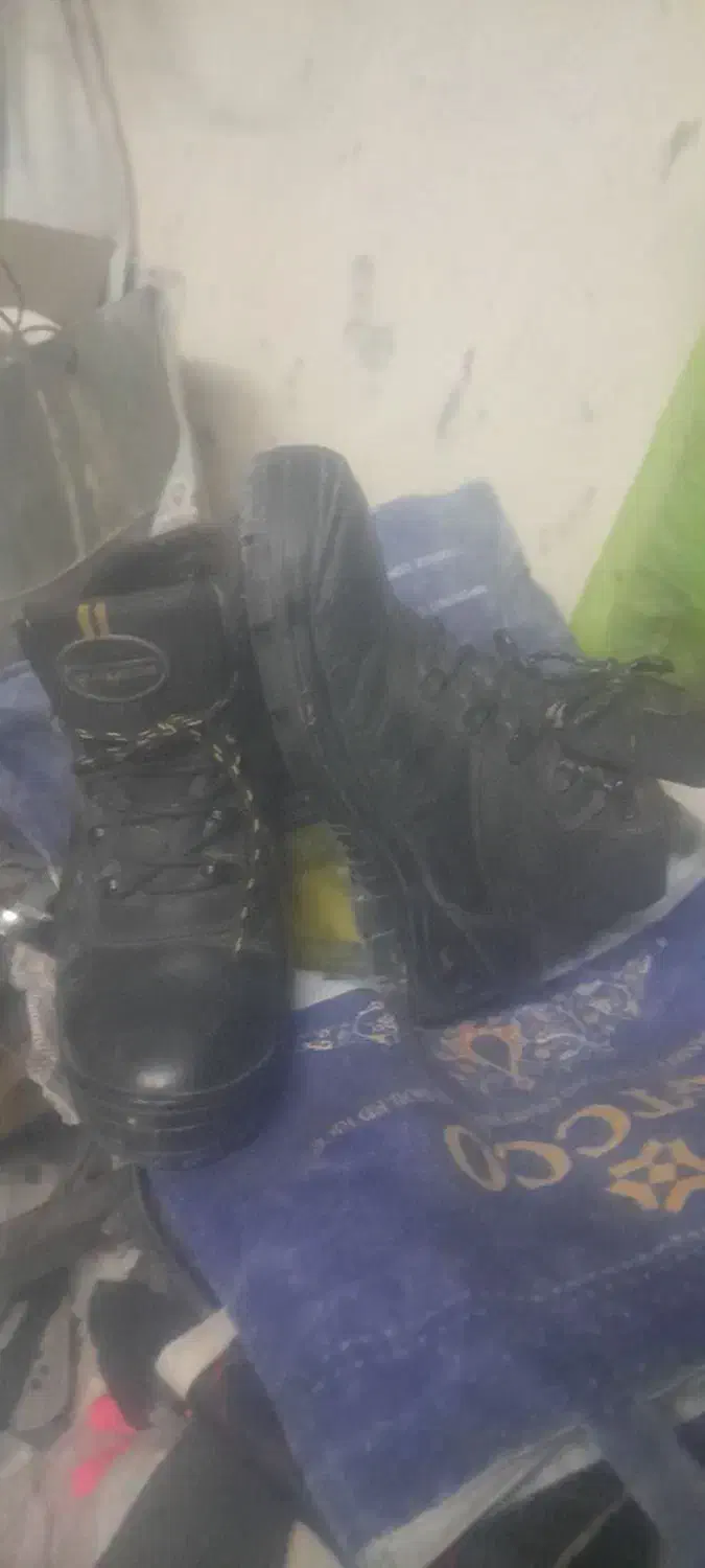 پوتین ایمنی پادتن۴۱ضدآب|کیف، کفش، کمربند|اردبیل, |دیوار