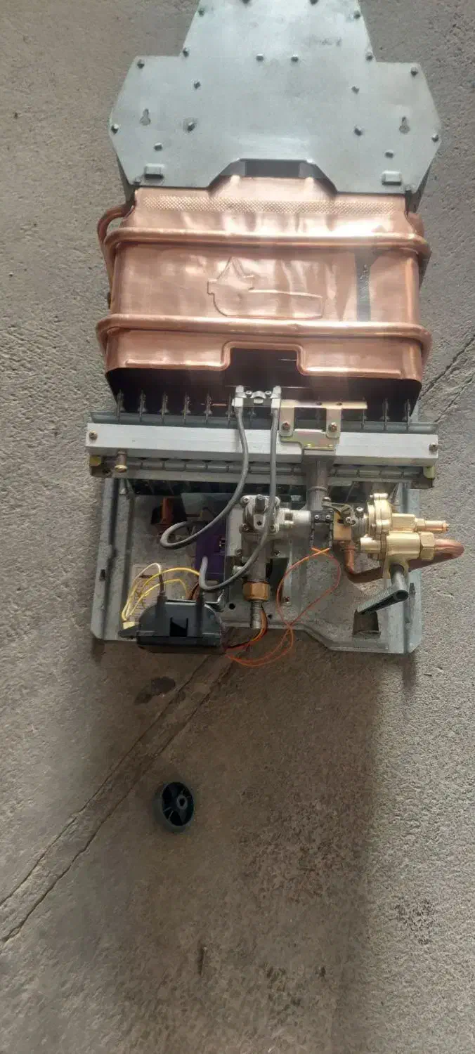 ابگرمکن ۳۲۱۵ بوتان|آبگرمکن، پکیج، شوفاژ|زاهدان, |دیوار