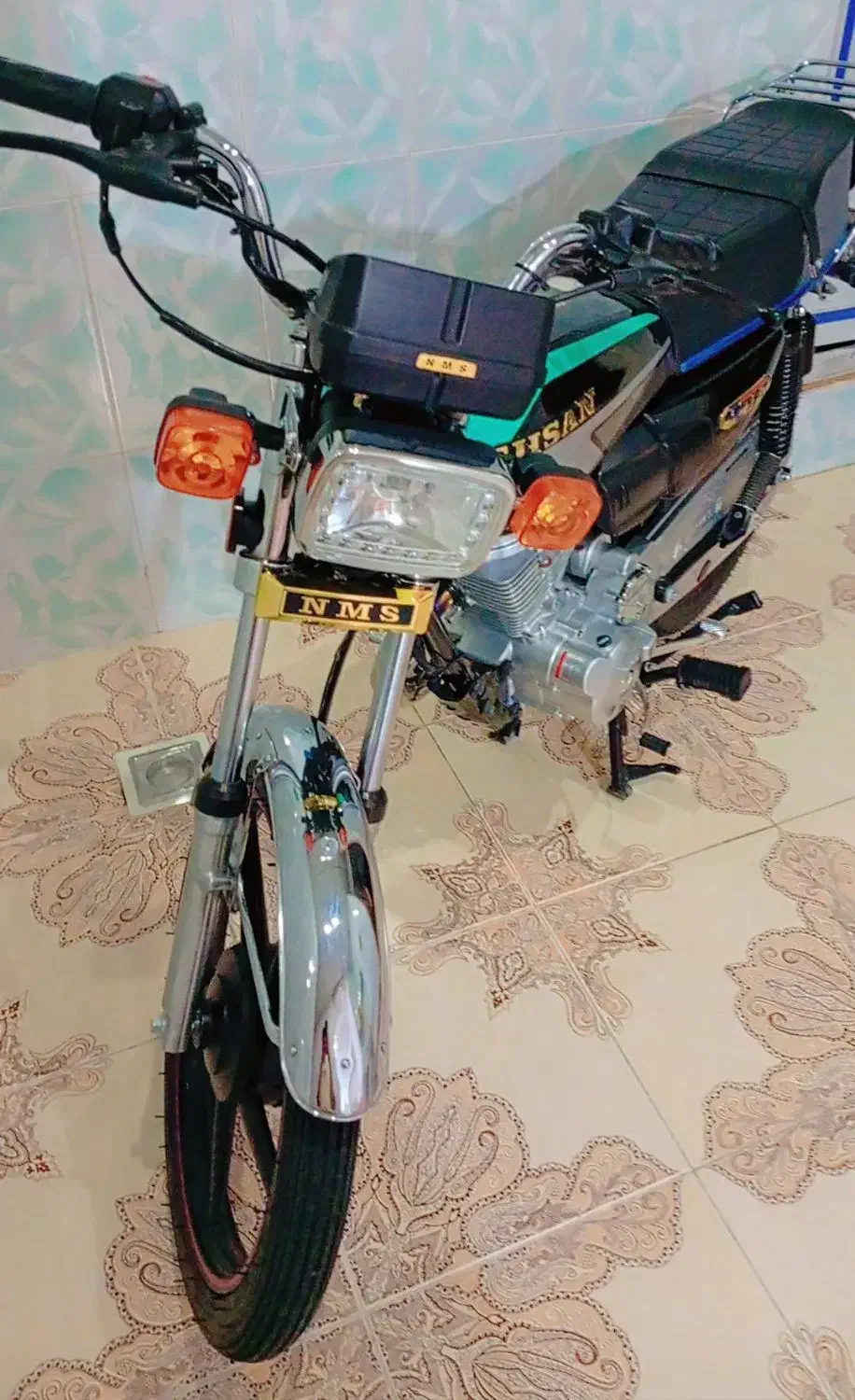 موتور 150|موتورسیکلت|مرودشت, نقش رستم|دیوار