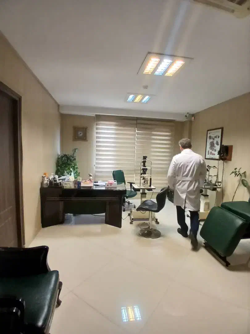 ۸۰متر ساختمان پزشکان مطرح/پر تردد/قطب پزشکی|فروش دفتر کار، اتاق اداری، مطب|تهران, میرداماد|دیوار