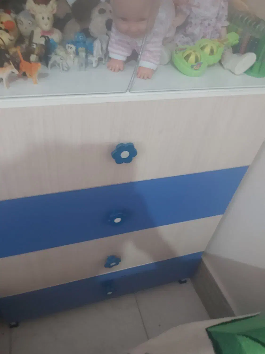 کمد|جاکفشی، کمد، دراور|خمینیشهر, |دیوار