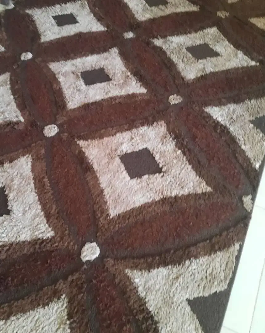 فرش ۶ متری|فرش|شاهین‌شهر, خانه کارگر|دیوار