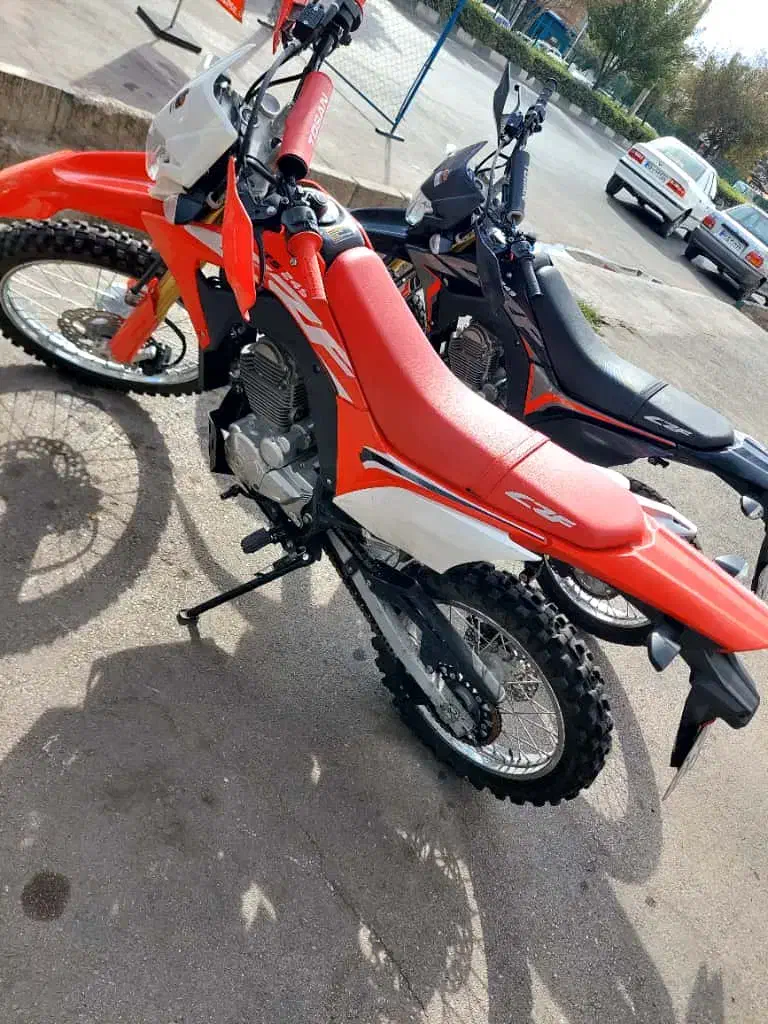 توسن ۴۰۳|موتورسیکلت|تهران, لاله زار|دیوار