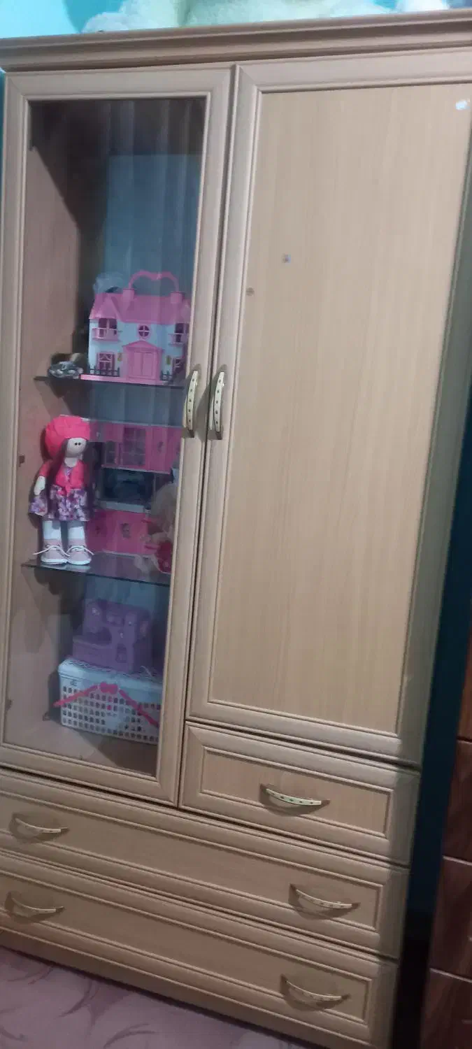 کمد نوجوان|جاکفشی، کمد، دراور|نهاوند, |دیوار