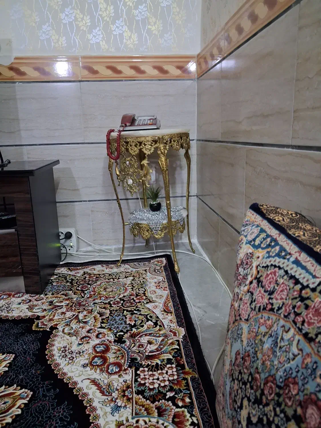 میزتلفن برنجی|میز تلفن|اراک, |دیوار