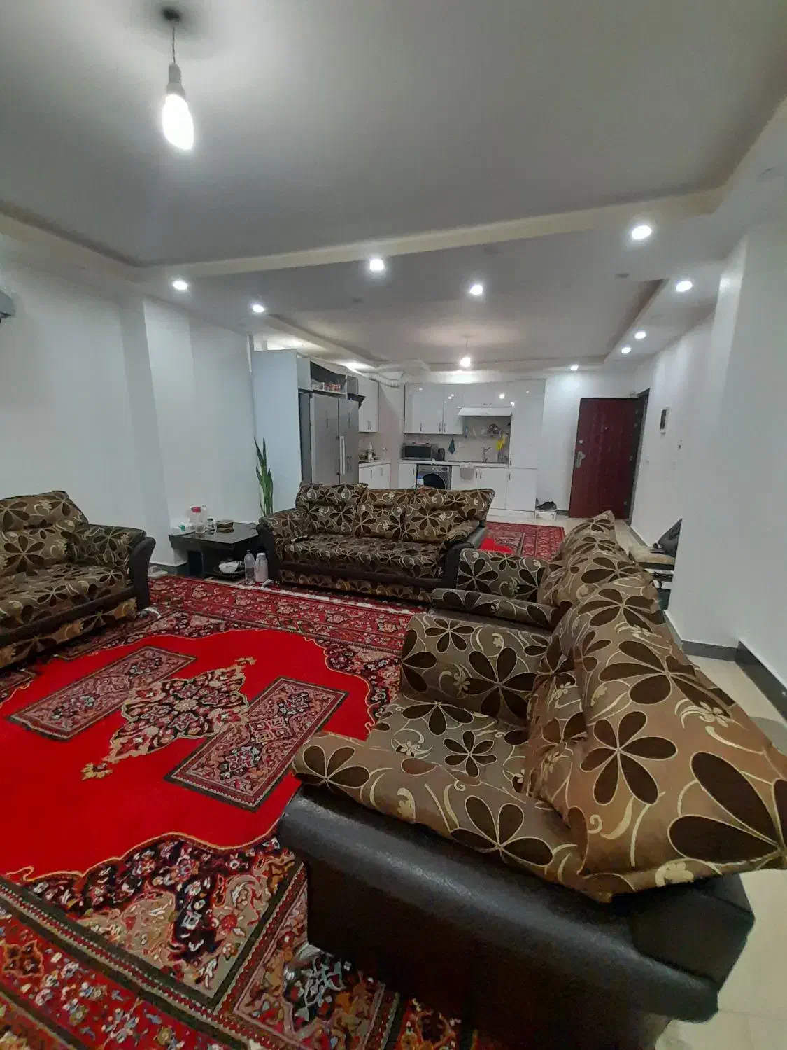 اجاره ۷۵متری / امیر آباد/ کوچه ی بانک مسکن|اجارهٔ آپارتمان|بندرعباس, |دیوار