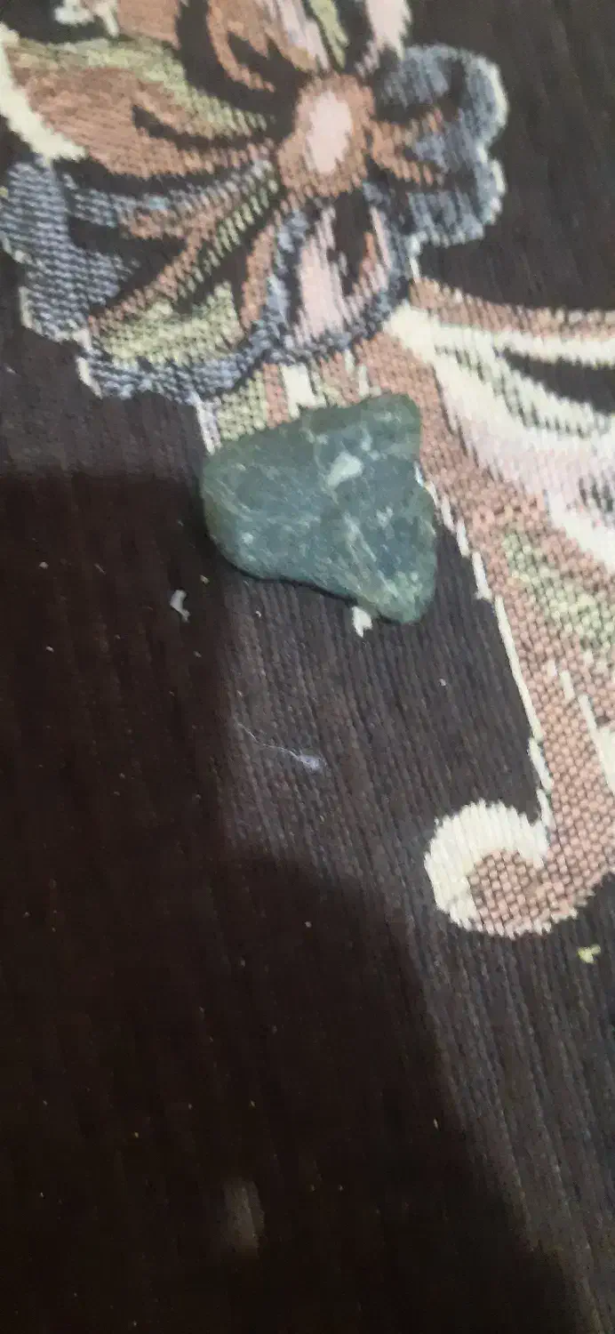 شهاب سنگ آسمانی کوه پیدا شده|بدلیجات|قدس, شهر‌قدس|دیوار