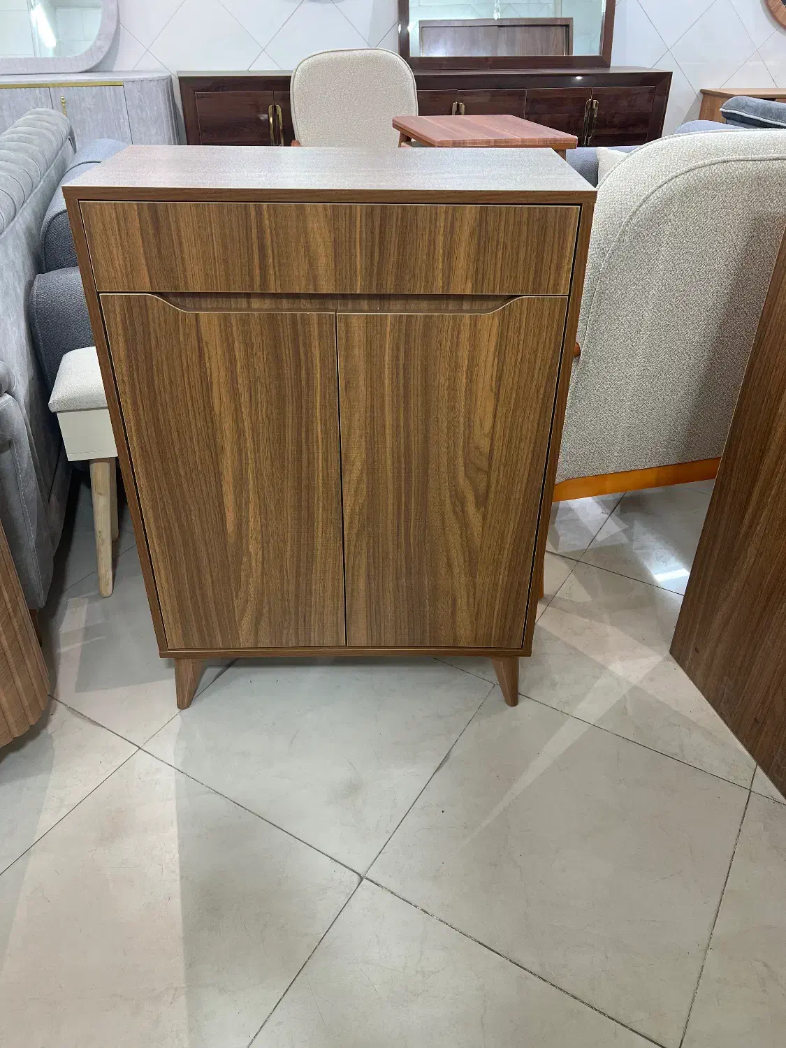 جاکفشی|جاکفشی، کمد، دراور|محمدشهر, سیدآباد|دیوار