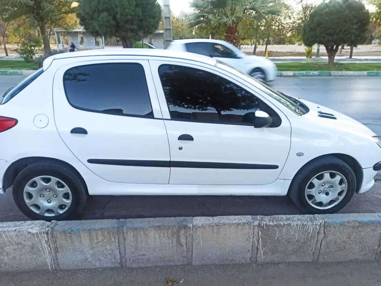 ماشین ۲۰۶ T5|خودرو سواری و وانت|خرم‌آباد, |دیوار