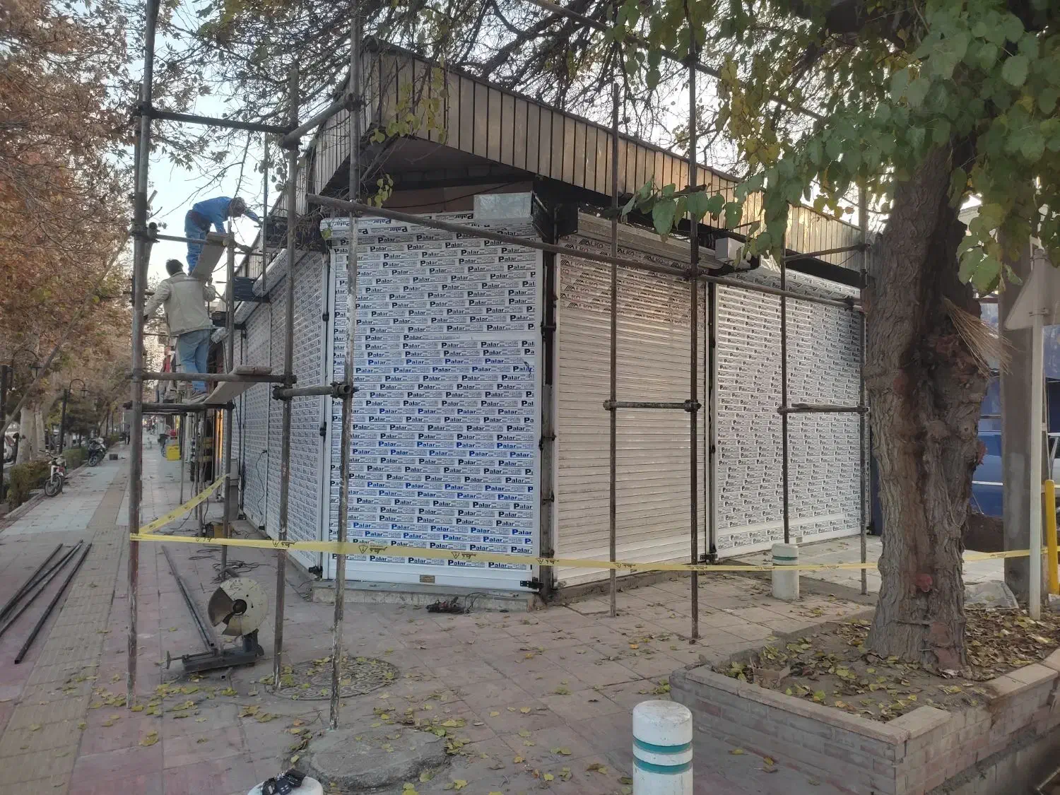 کرکره برقی،درب اتوماتیک ،شیشه سکوریت،حمام مستر|خدمات پیشه و مهارت|مشهد, وحید|دیوار