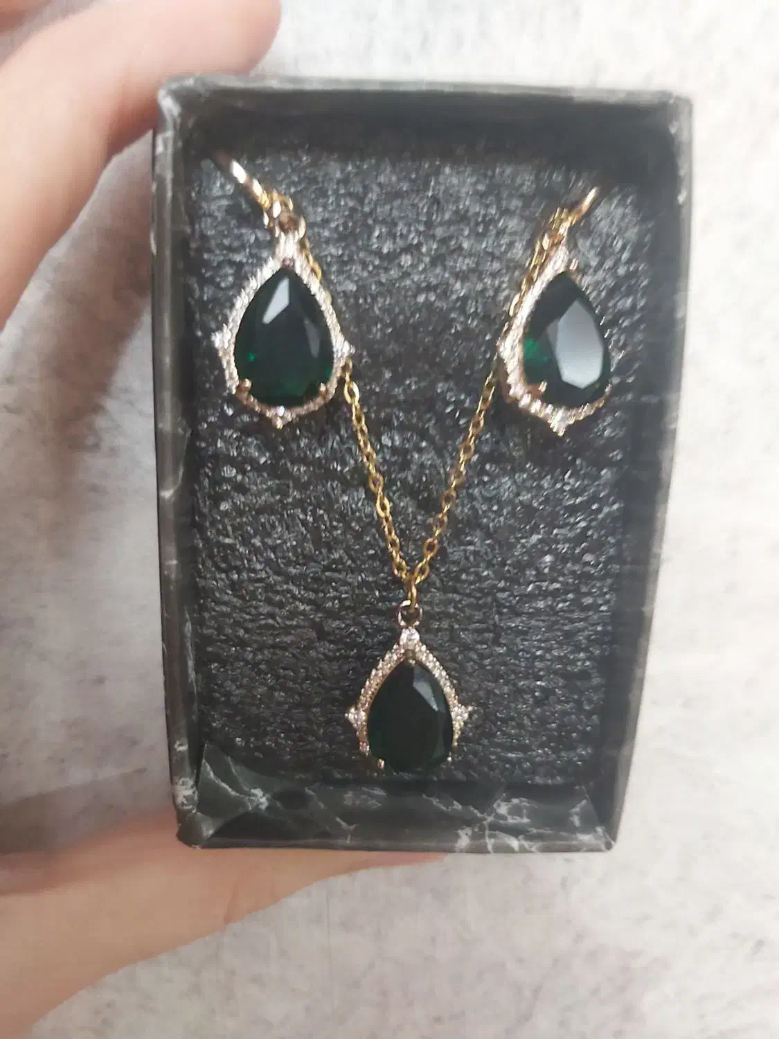 باکس کادو|بدلیجات|امامزاده عبدالله, |دیوار