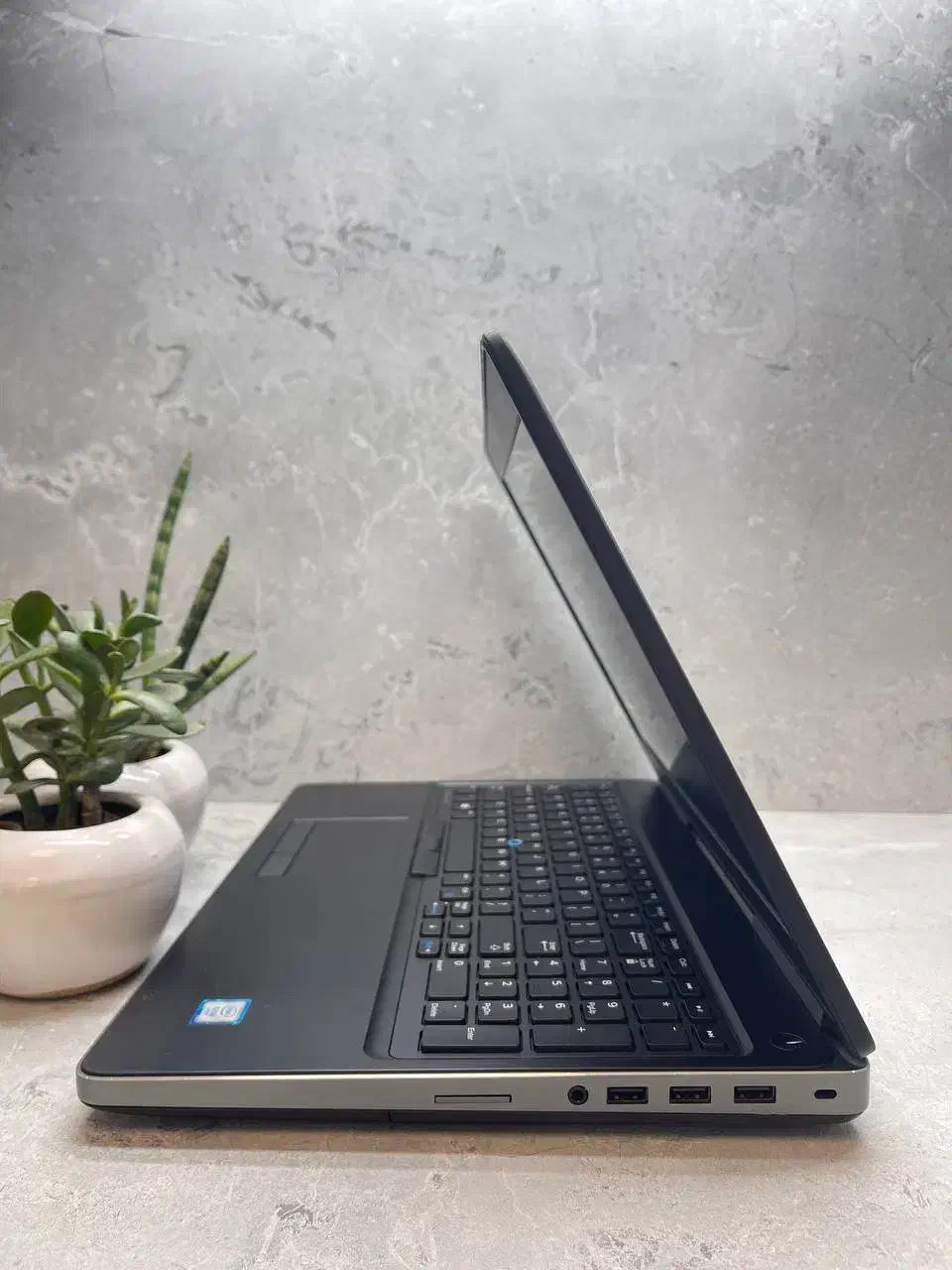 دل نسل بالا دانشجویی|رایانه همراه|کرمانشاه, |دیوار