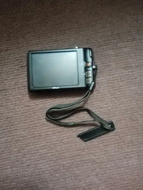 دوربین عکاسیNikon|دوربین عکاسی و فیلمبرداری|پاکدشت, پاکدشت (مامازند)|دیوار