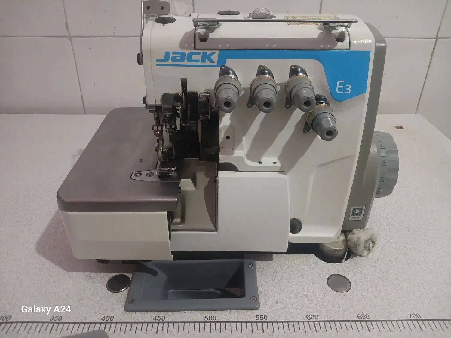 چرخ سالم سلامت|چرخ خیاطی و ریسندگی|ورامین, ورامین|دیوار