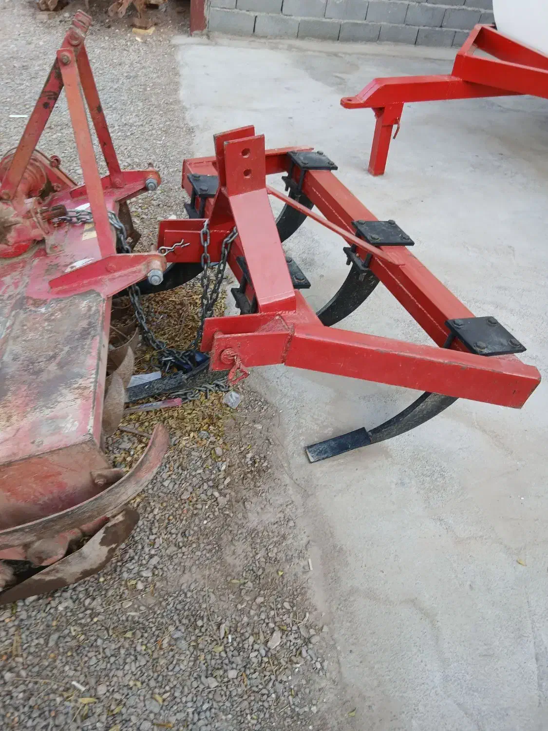 تیلر لیپرو پنج بیل تراکتورگلدونی وهولدر|ماشین‌آلات صنعتی|بهرمان, |دیوار