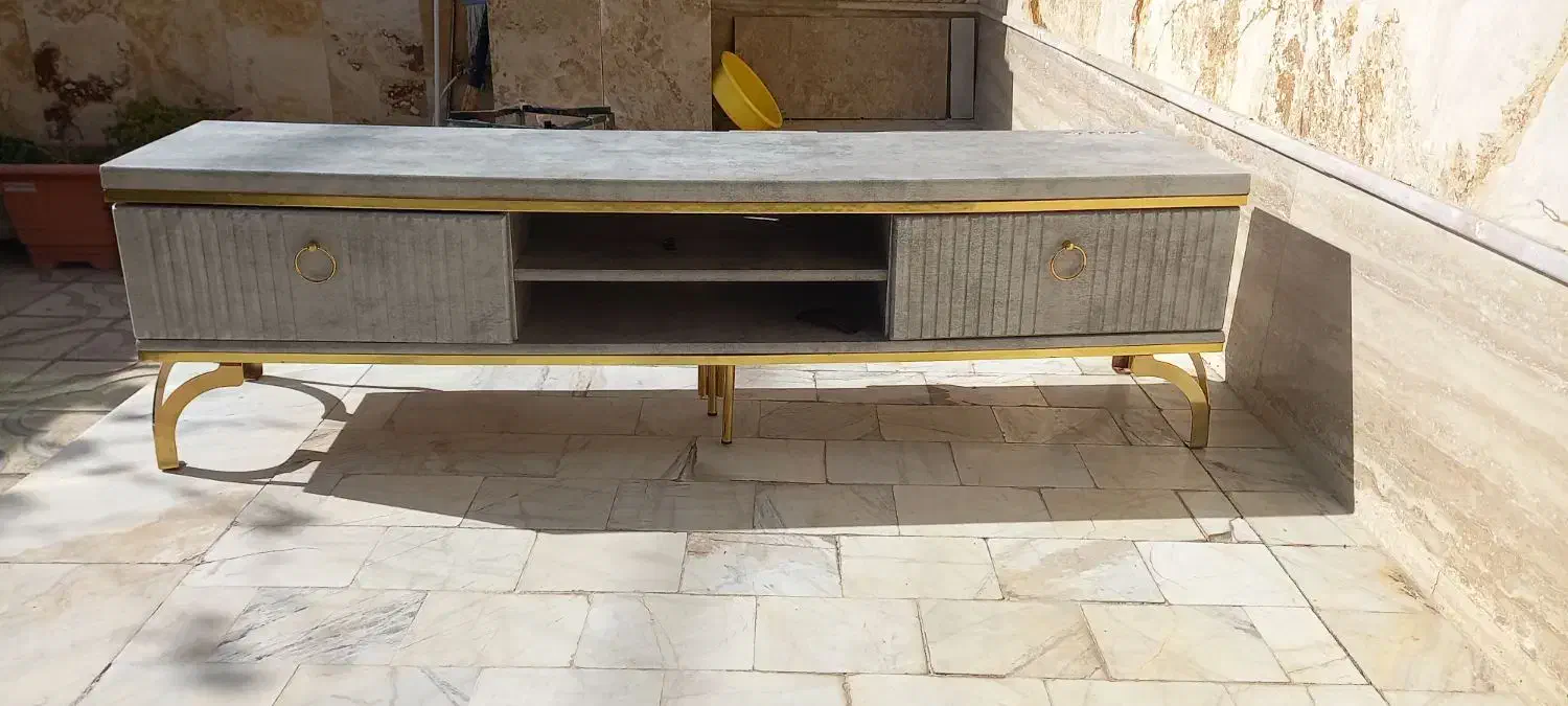 میز تلوزیون کلاسیک و ساعت ایستاده|میز تلویزیون|خمین, |دیوار